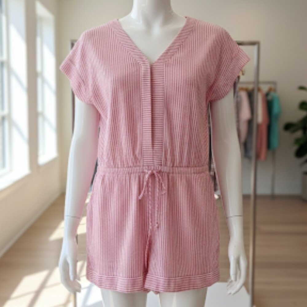 Pink Seersucker Vineyard Vines Romper, XS